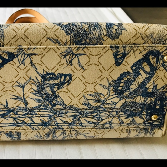 Mario Hernandez Purse - Picture 2 of 4